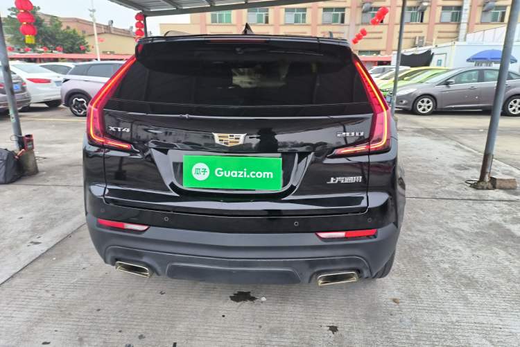 Used Cadillac XT4 2018 28T Two-Wheel Drive Tech Version