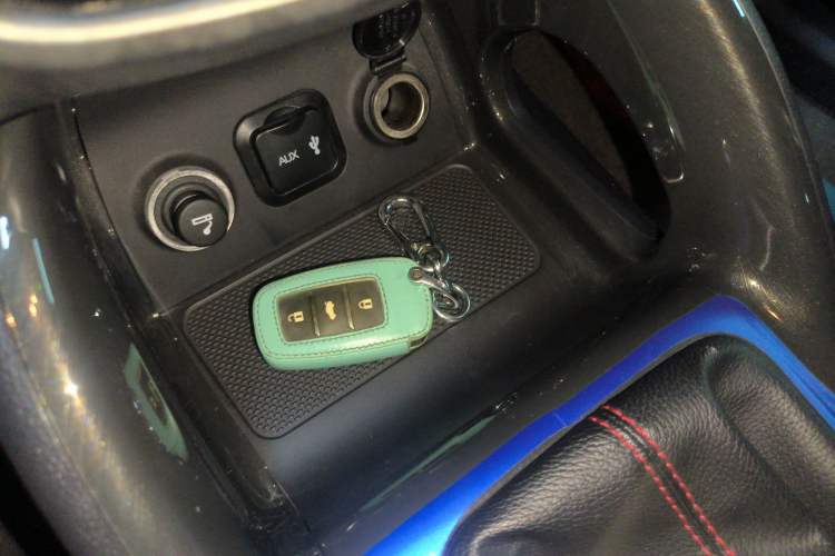 Used Changan CS75 2017 Shangkui Edition 1.5T Manual Fengxiang Model