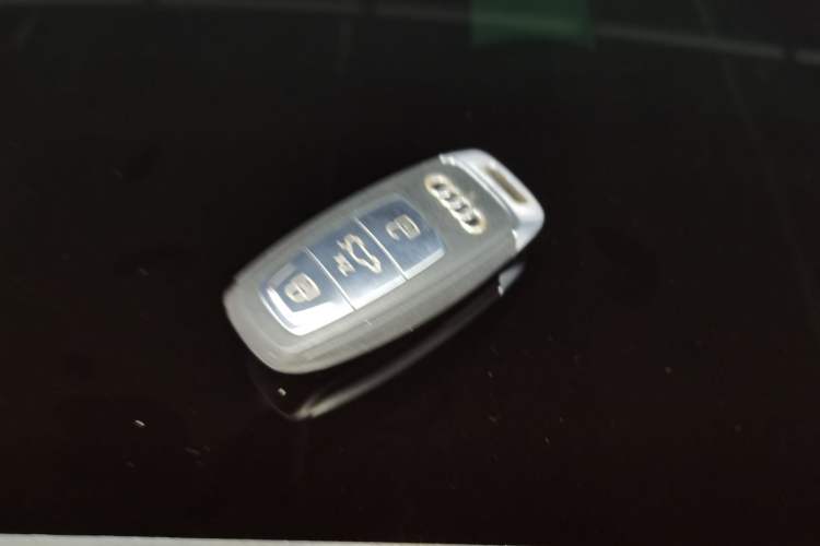 Used Audi A3 2021 A3L Limousine 35 TFSI Fashionable and Elegant Model
