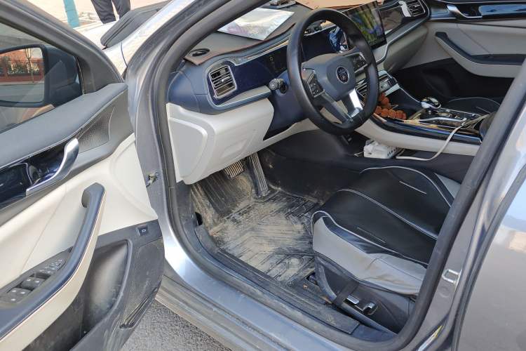 Used BYD Qin PLUS 2021 DM-i 55KM Flagship Model
