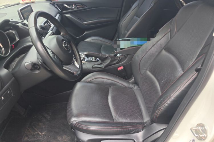 Used Mazda 3 Axela 2014 Hatchback 2.0L Automatic Flagship Model