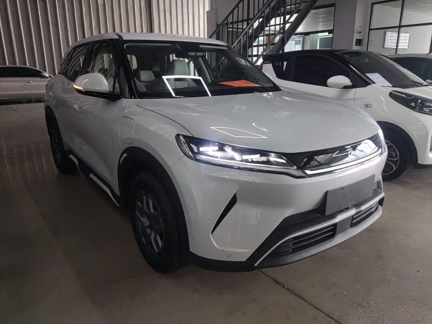 BYD Yuan UP 2025 Model 301KM Leading Version — снимка 3