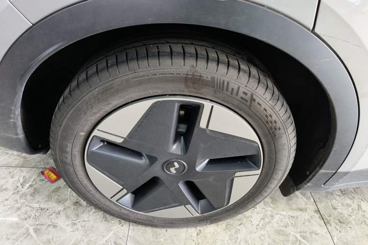 Used ONVO L60 2024 60 kWh Rear-Drive Version
