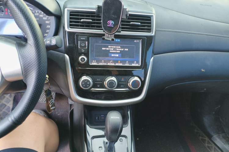 Used Nissan Tiida 2021 1.6L CVT Cool Edition