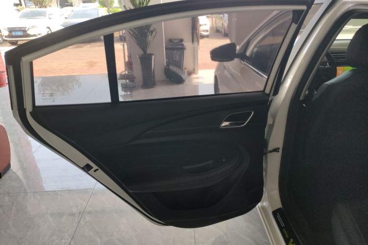 Used Roewe i5 2019 20T Automatic 4G Connect Luxury Flagship Edition