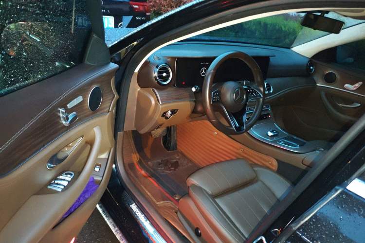 Used Mercedes-Benz E-Class 2023 Facelift E 260 L