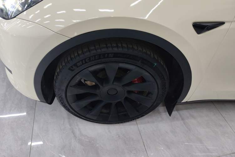 Used Tesla Model Y 2022 Rear-Wheel-Drive Version
