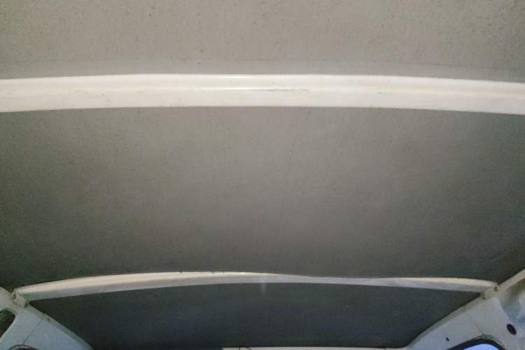 Used Jinbei Hiace 2011 2.0L 5th Generation Kuaiyunwang Standard Version 4G19
