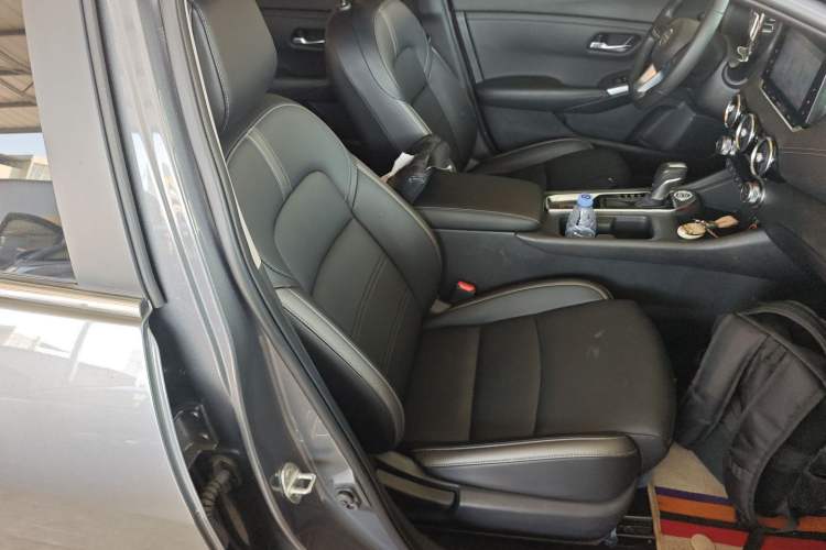 Used Nissan Sylphy 2022 1.6L XL CVT Enjoyment Edition Right Front Seat