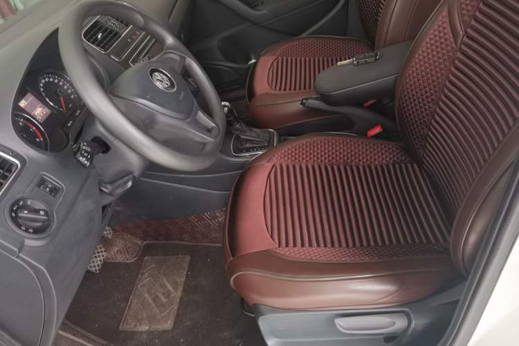 Used Volkswagen Polo 2014 1.6L Automatic Comfort Edition