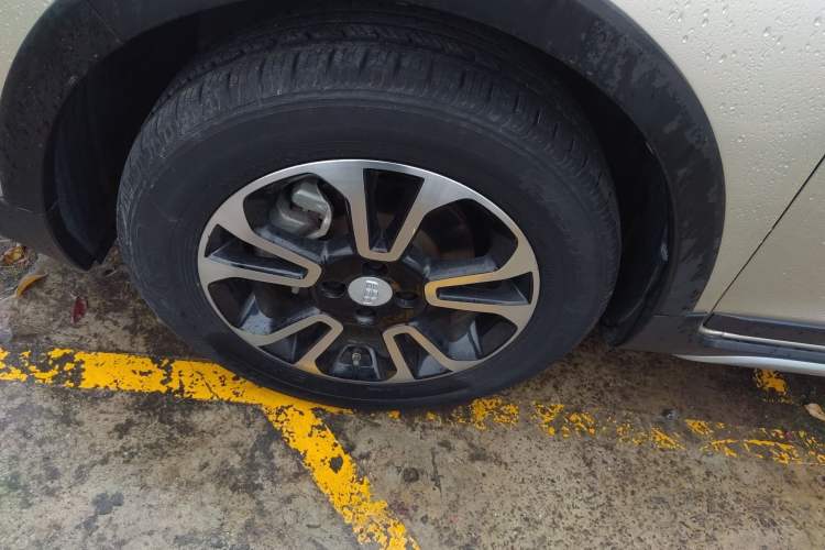 Used Geely Auto Vision X3 2017 1.5L Automatic Elite Model