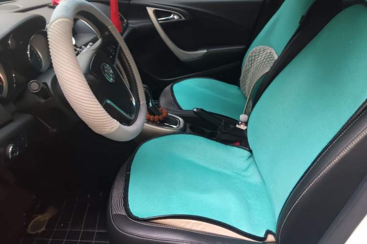 Used Buick GT 2014 XT 1.6L Automatic Fashion Edition Left Front Seat