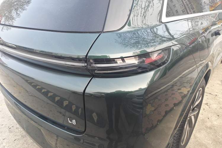 Used Li Auto L8 2023 Pro Model
