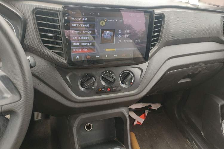 Used Wuling Hongguang V 2019 1.5L Base Version L2B Audio And AC Panel