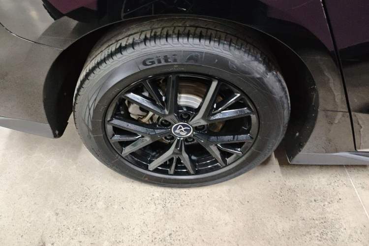 Used BYD Han 2023 DM-i Champion Edition 121KM Prestige Model
