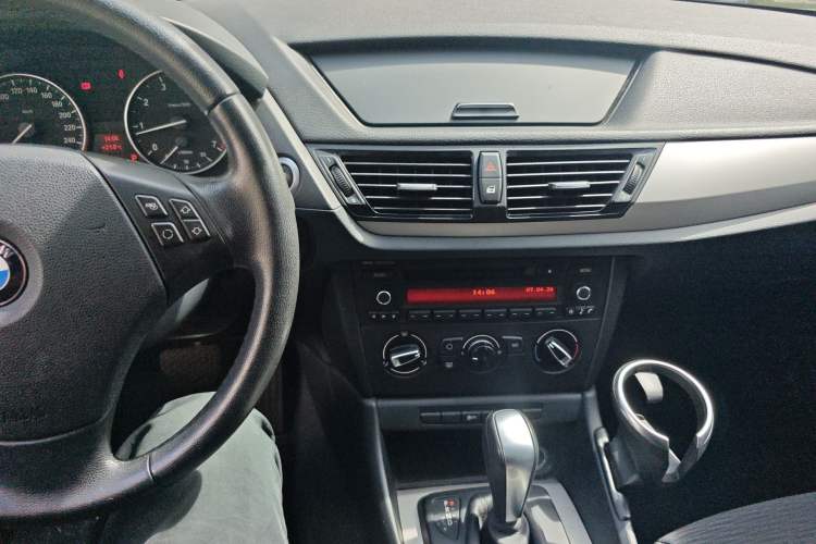 Used BMW X1 2013 sDrive18i Fashion Model