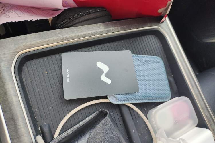 Used ONVO Luxeed L90 2025 Model—Max Six-Seater Version Vehicle Key