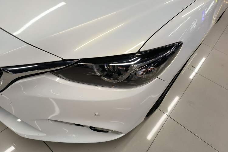 Used Mazda Atenza 2017 2.0L Blue Sky Luxury Edition
