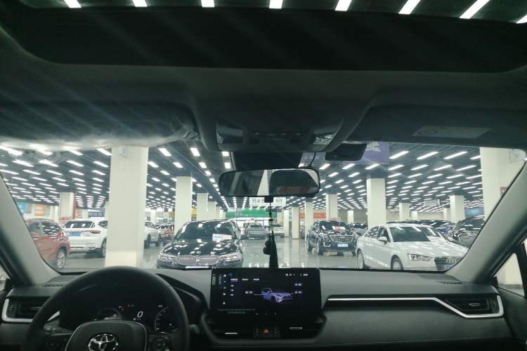 Used Toyota RAV4 2023 Dual-Engine 2.5L E-CVT Two-Wheel Drive Elite Plus Edition Headliner