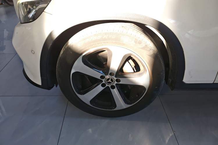 Used Mercedes-Benz GLC Coupe 2018 GLC 200 4MATIC Coupe SUV
