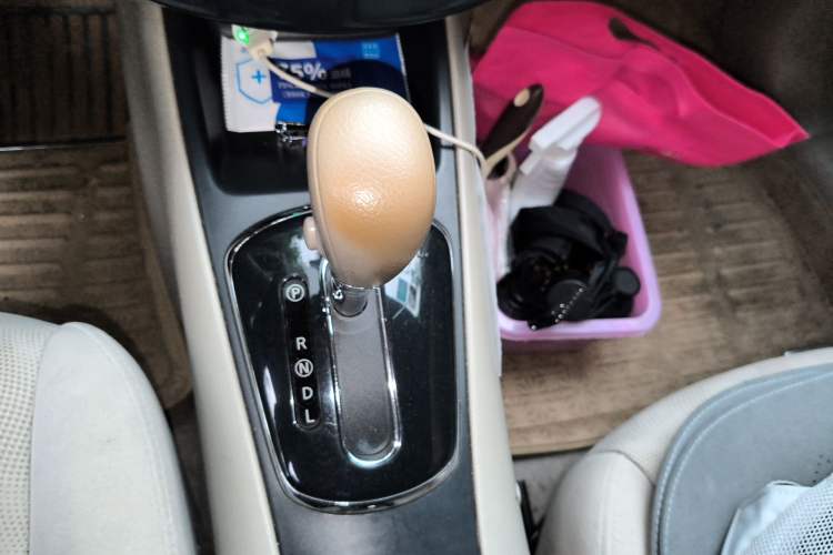 Used Nissan Tiida 2011 1.6L CVT Comfort Model Gear Lever