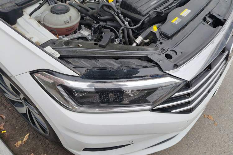 Used Volkswagen Sagitar 2021 280TSI DSG Excellence Edition Right Front Headlight