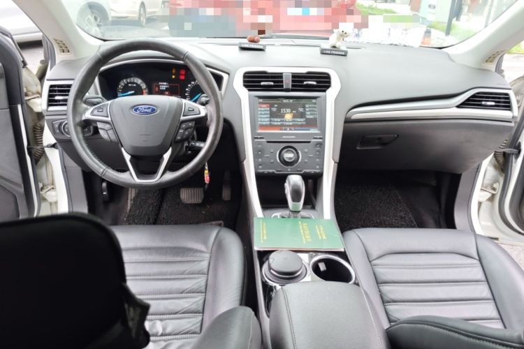 Used Ford Mondeo 2013 1.5L GTDi180 Fashion Edition Center Console