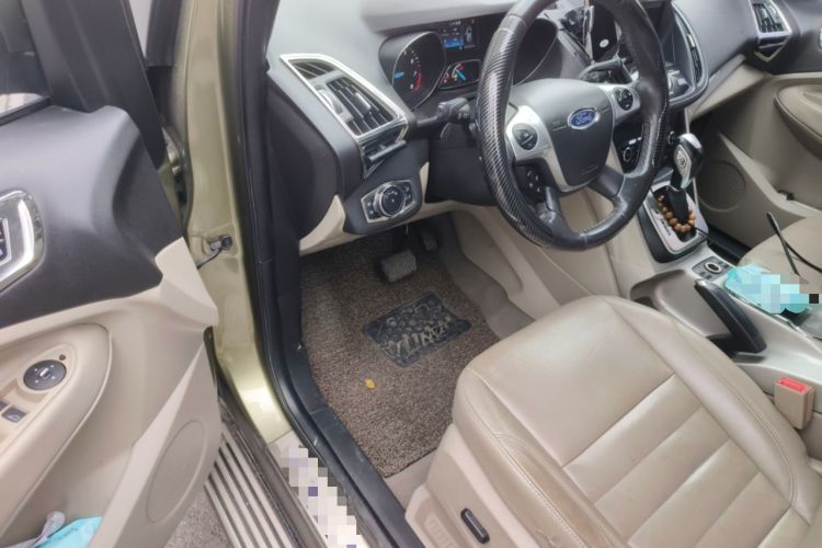 Used Ford Kuga 2013 2.0L GTDi Four-Wheel Drive Premium Model Driver Seat