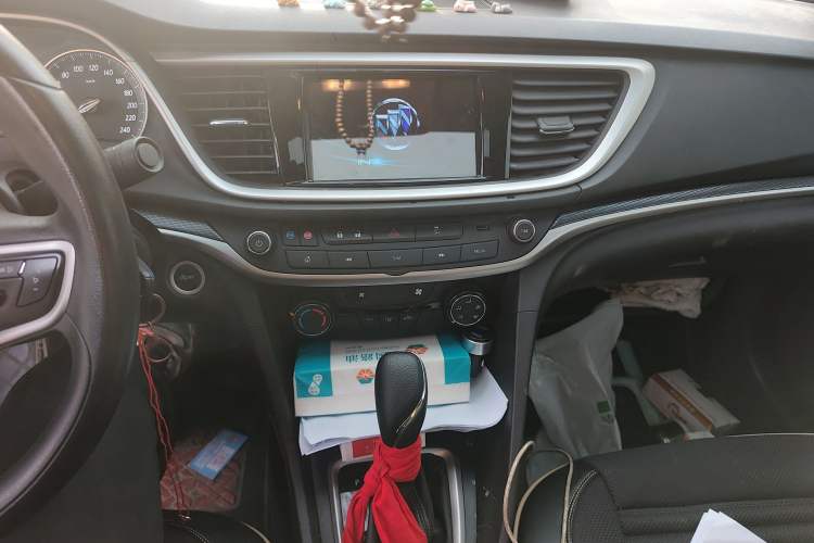 Used Buick GT 2021 Revised Version 1.3T Automatic Mild Hybrid Elite Edition Audio And AC Panel