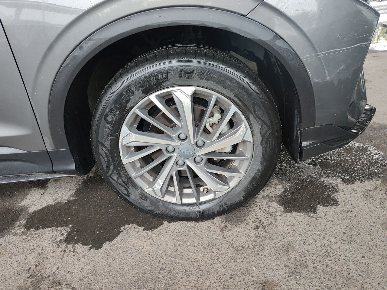Geely Auto Coolray 2023 1.4T Manual Gold Edition — снимка 5