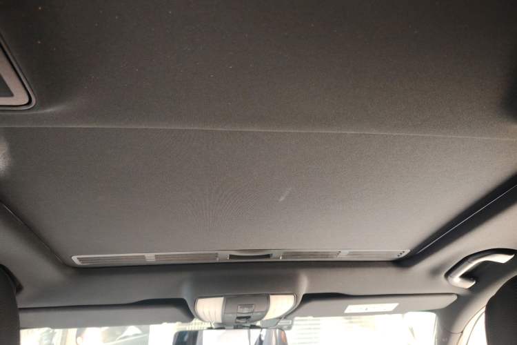 Used Mercedes-Benz E-Class 2015 E 260 L Sport Edition
