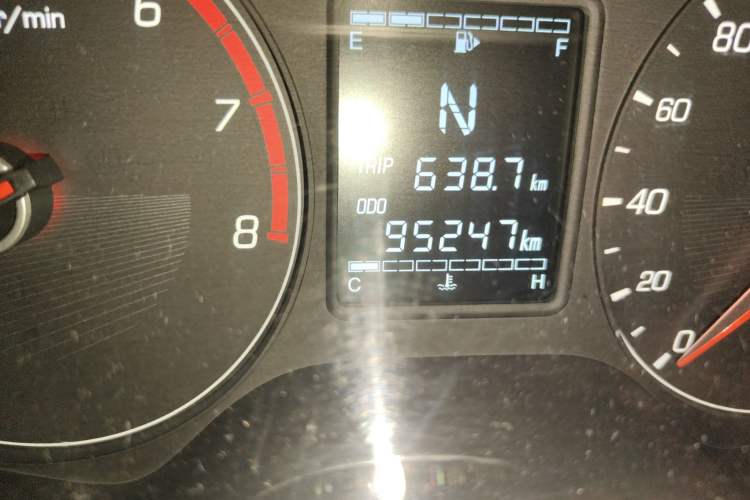 Used Baojun 310 2017 1.5L Automatic Fashion Model
