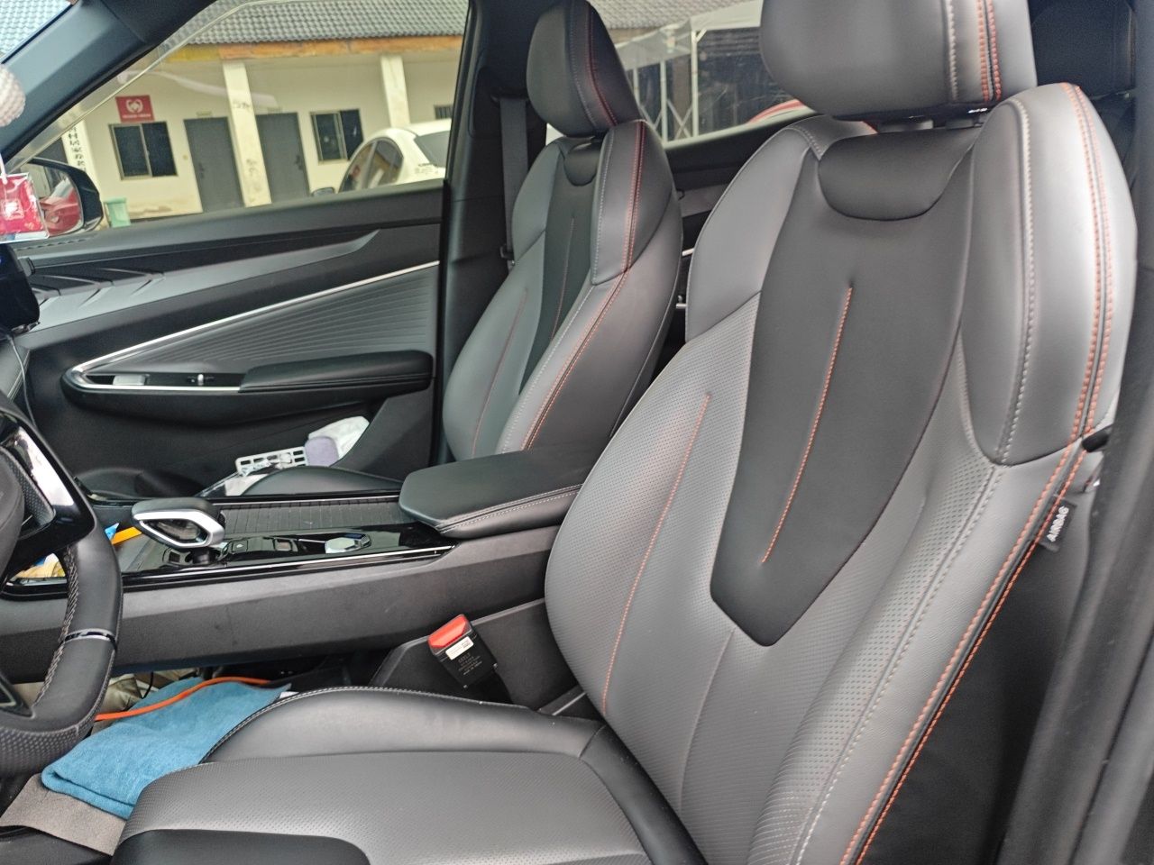 Geely Auto Emgrand X7 Sport 2023 Boyue COOL 1.5TD Smart Model — снимка 15