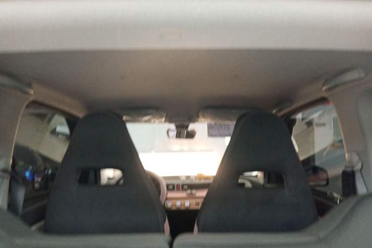 Used Wuling Hongguang MINIEV 2021 Macaron Fashion Model Lithium Iron Phosphate
