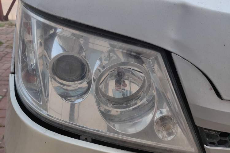 Used Karry Youyou EV 2018 40 kWh Standard Version Right Front Headlight