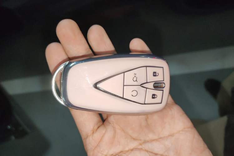 Used CHANGAN X5 PLUS 2024 1.5T DCT Excellence Edition Vehicle Key