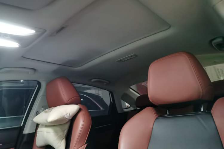 Used CHANGAN Eado 2022 PLUS Blue Whale NE 1.4T GDI DCT Prestige Edition Headliner