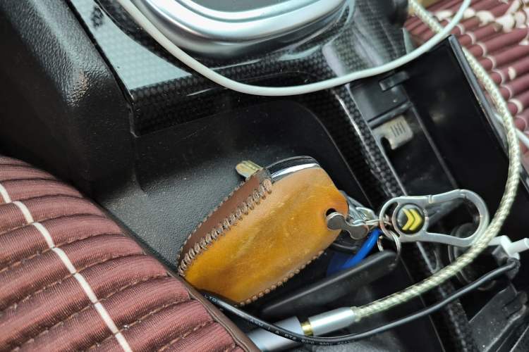 Used Citroen C4L 2013 1.8L Automatic Jingzhi Edition Vehicle Key