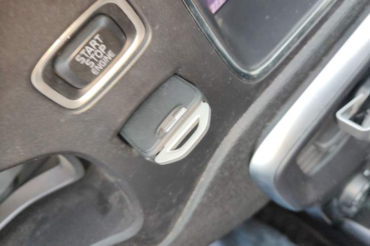 Used Volvo V40 2019 T3 Zhiyi Edition