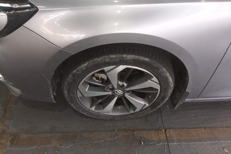 Used GAC Trumpchi GA6 2019 270T Automatic Luxury Edition Exterior 4