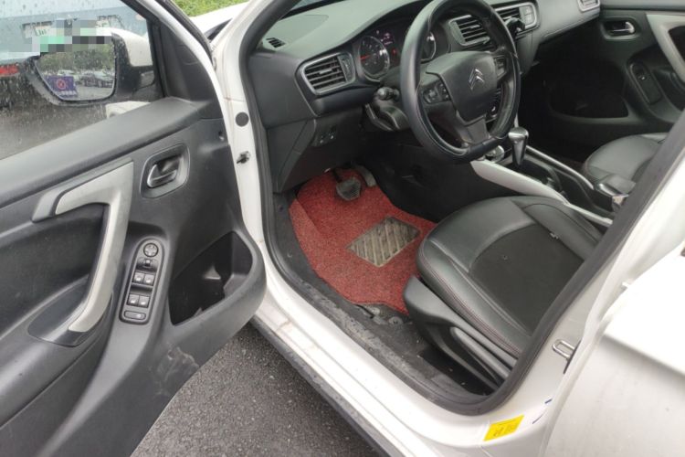 Used Citroen C3-XR 2015 1.6L Automatic Pioneer Model Driver Seat