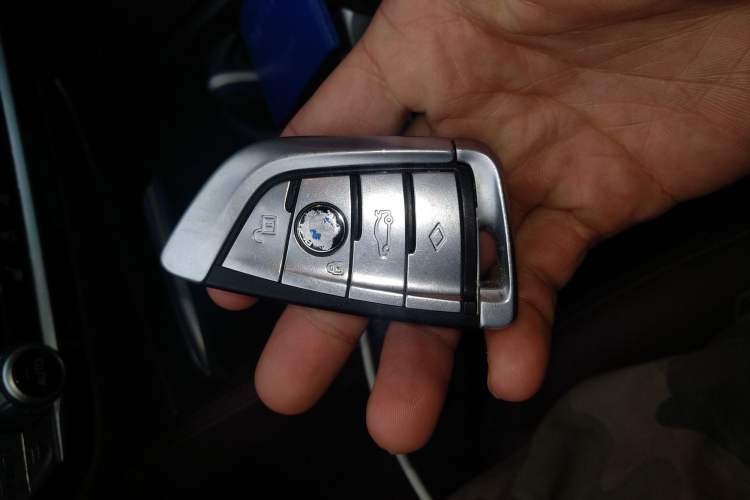 Used BMW 5 Series 2019 525Li M Sport Package