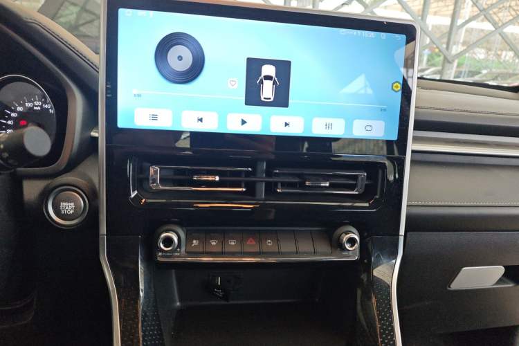 Used Haval M6 2021 PLUS 1.5T DCT Elite Smart Connectivity Model
