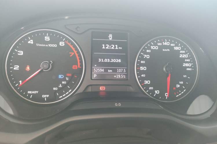 Used Audi Q2L 2021 35 TFSI Fashionable and Elegant Model Instrument Cluster