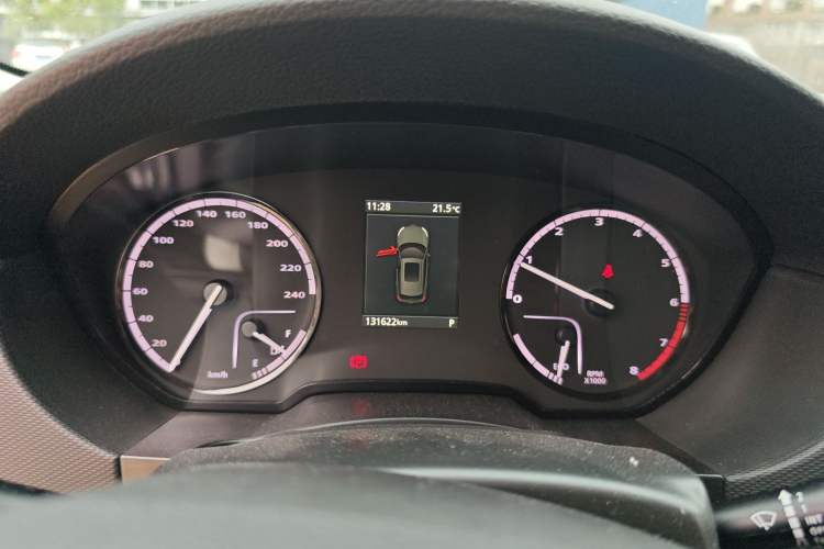 Used Qoros 5 2017 1.6T Automatic Prestige Model Instrument Cluster