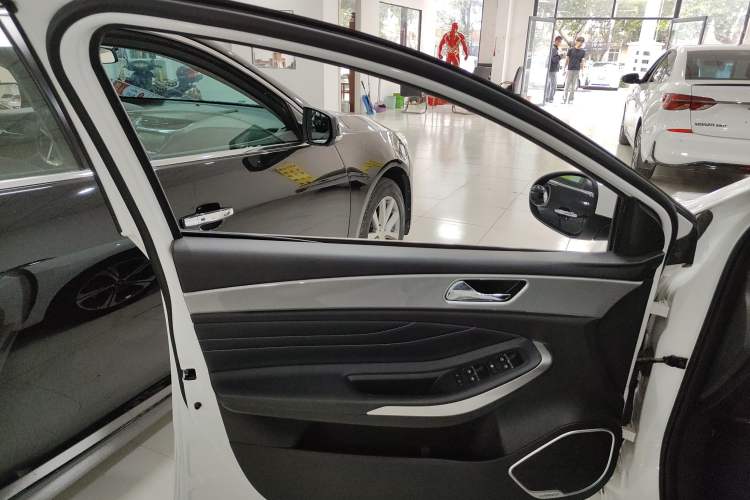 Used Chery Arrizo 5 2019 Facelifted PRO 1.5L Manual Youth Edition China VI Standard