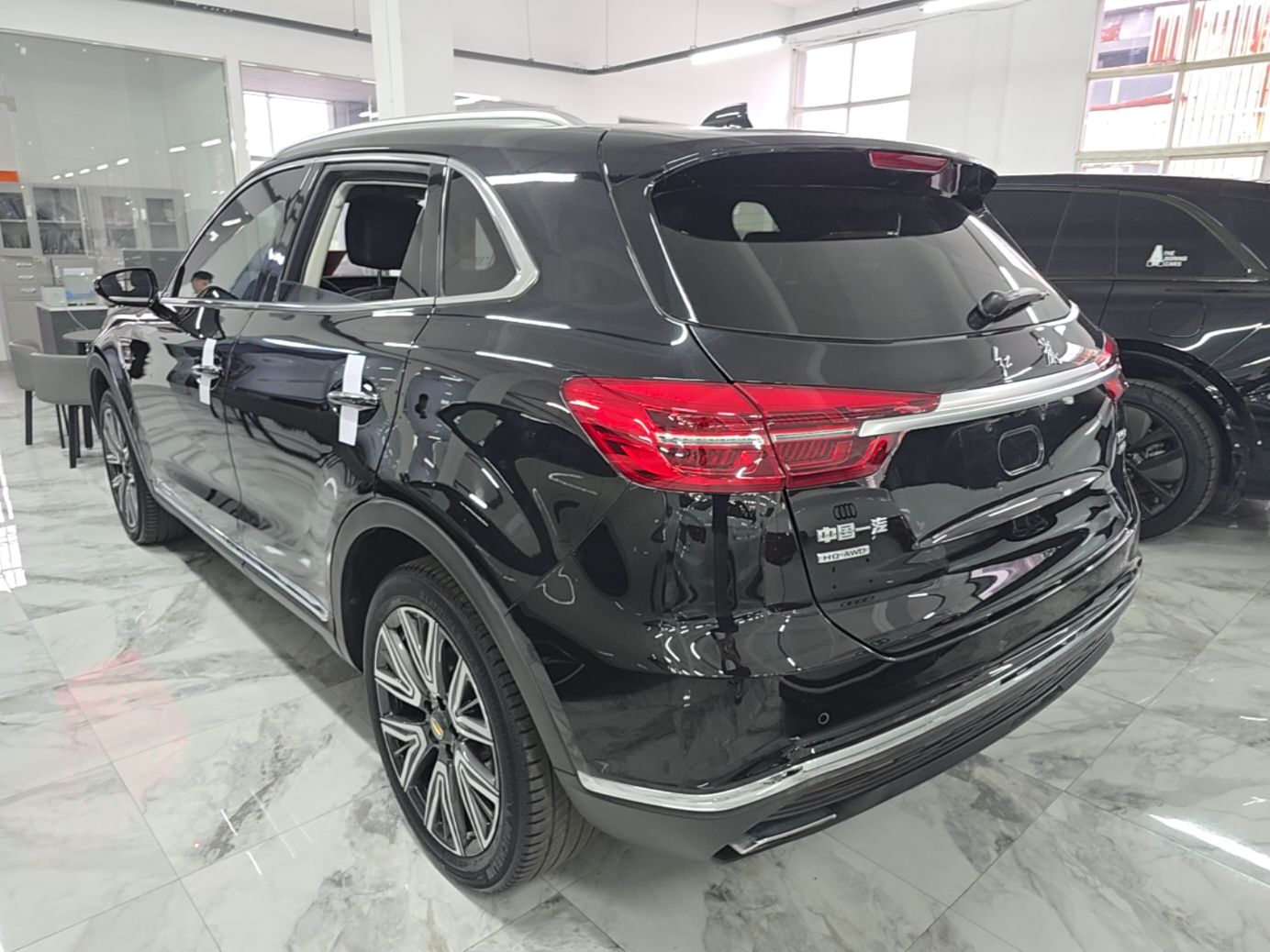Hongqi HS5 2022 2.0T Smart Connect Flagship All-Wheel Drive LeGou Edition — снимка 4