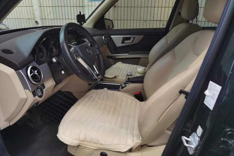 Used Mercedes-Benz GLK-Class 2015 GLK 260 4MATIC Fashion Edition Ultimate Version
