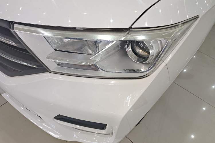 Used Wuling Hongguang 2019 1.5L S Standard Version China VI LAR Left Front Headlight
