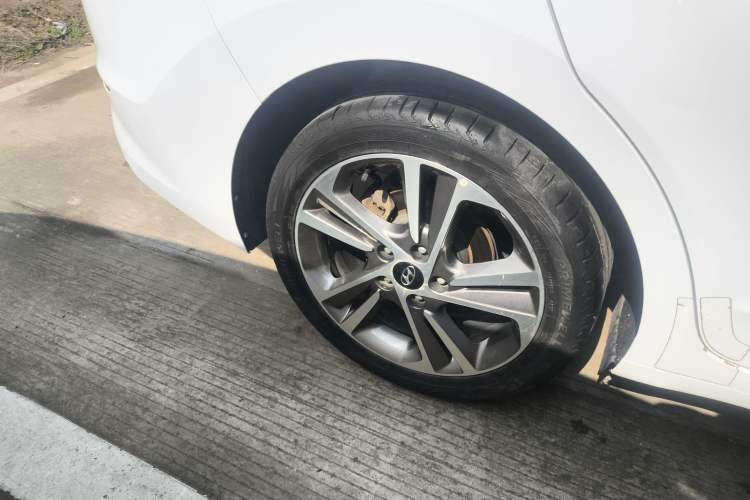 Used Hyundai Elantra (6th Generation / Lingdong) 2016 1.6L Automatic ZhiXuan – Elite Version
